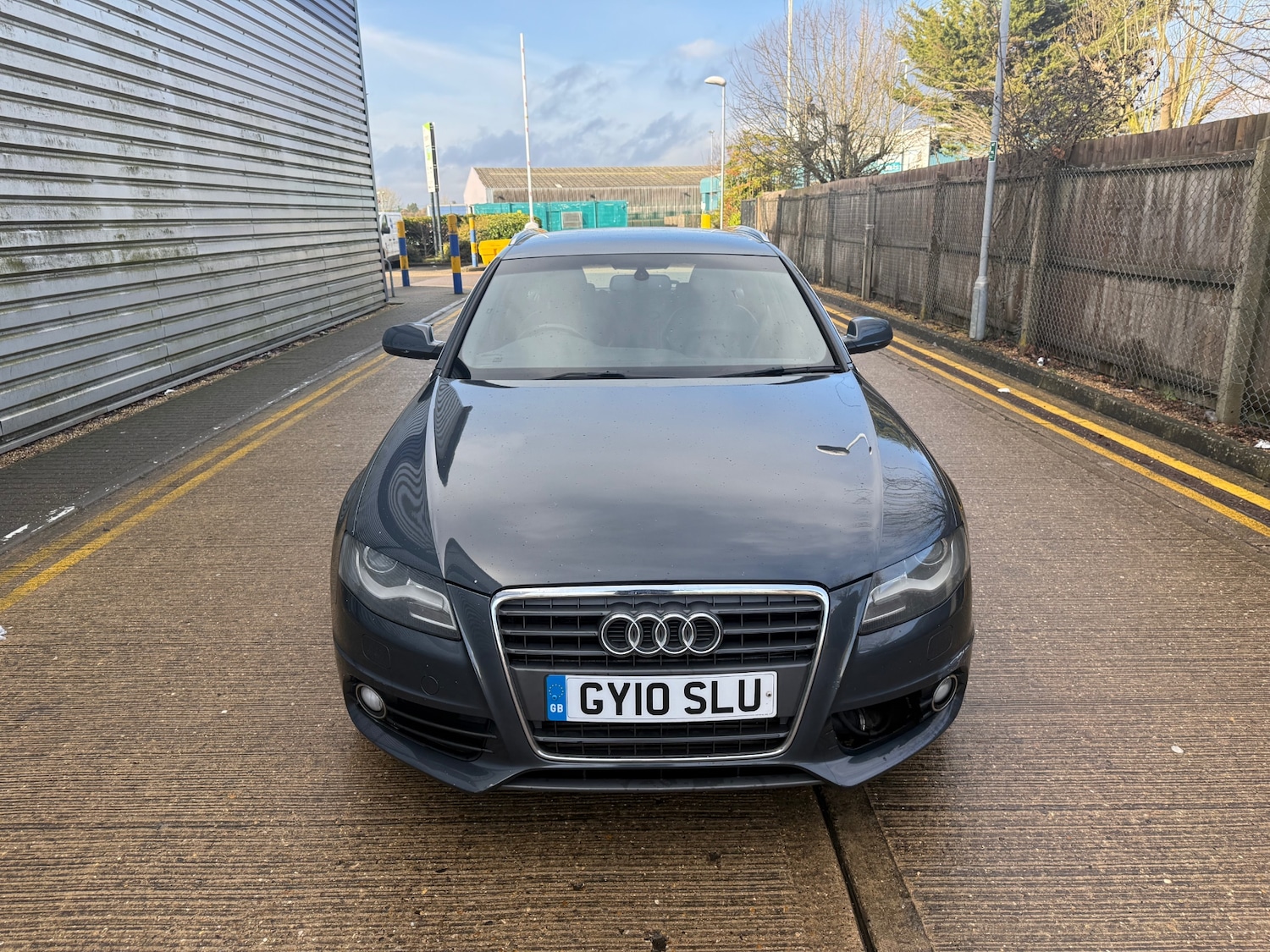 Used Audi A4 2010 for sale - 77384991: Photo 6