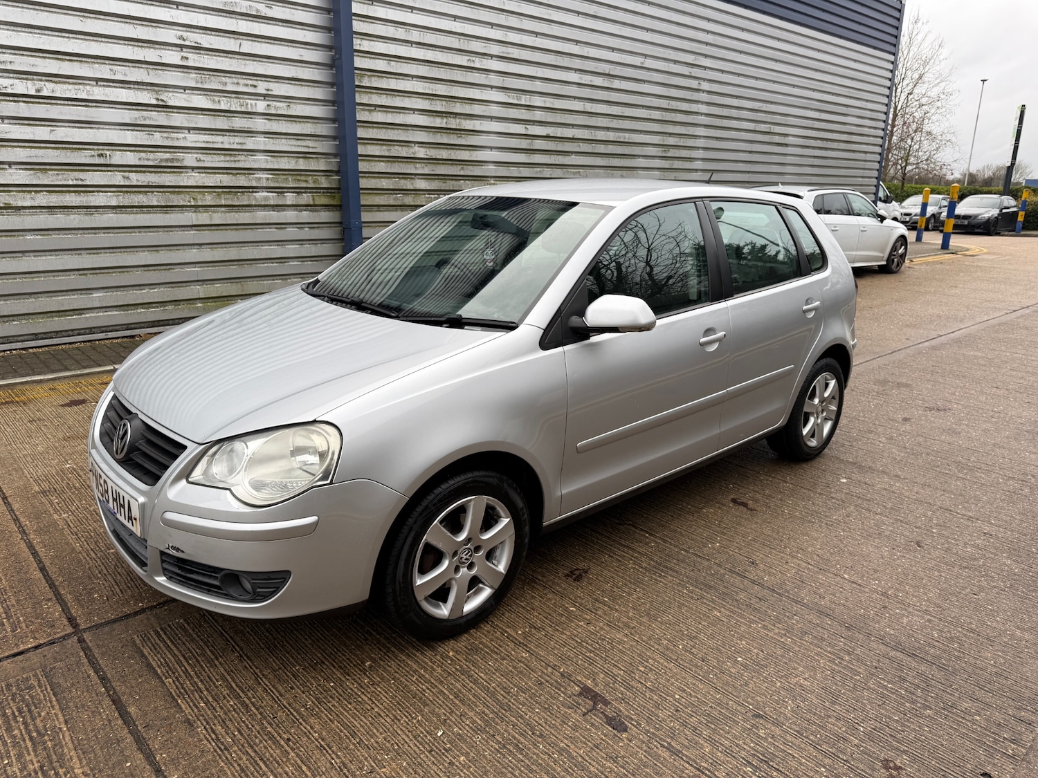 Used Volkswagen Polo 2008 for sale - 76969922: Photo 5