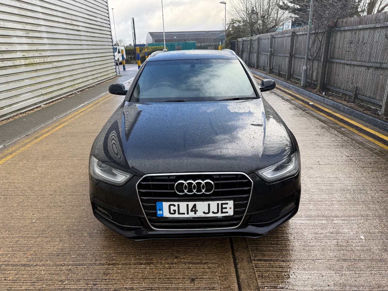 Used Audi A4 2014 for sale - 77385089: Photo 5