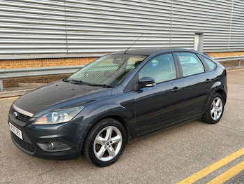 Used Ford Focus 2010 for sale - 79205644: Photo