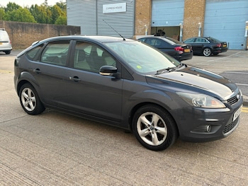 Used Ford Focus 2010 for sale - 79205644: Photo