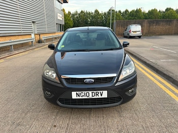 Used Ford Focus 2010 for sale - 79205644: Photo