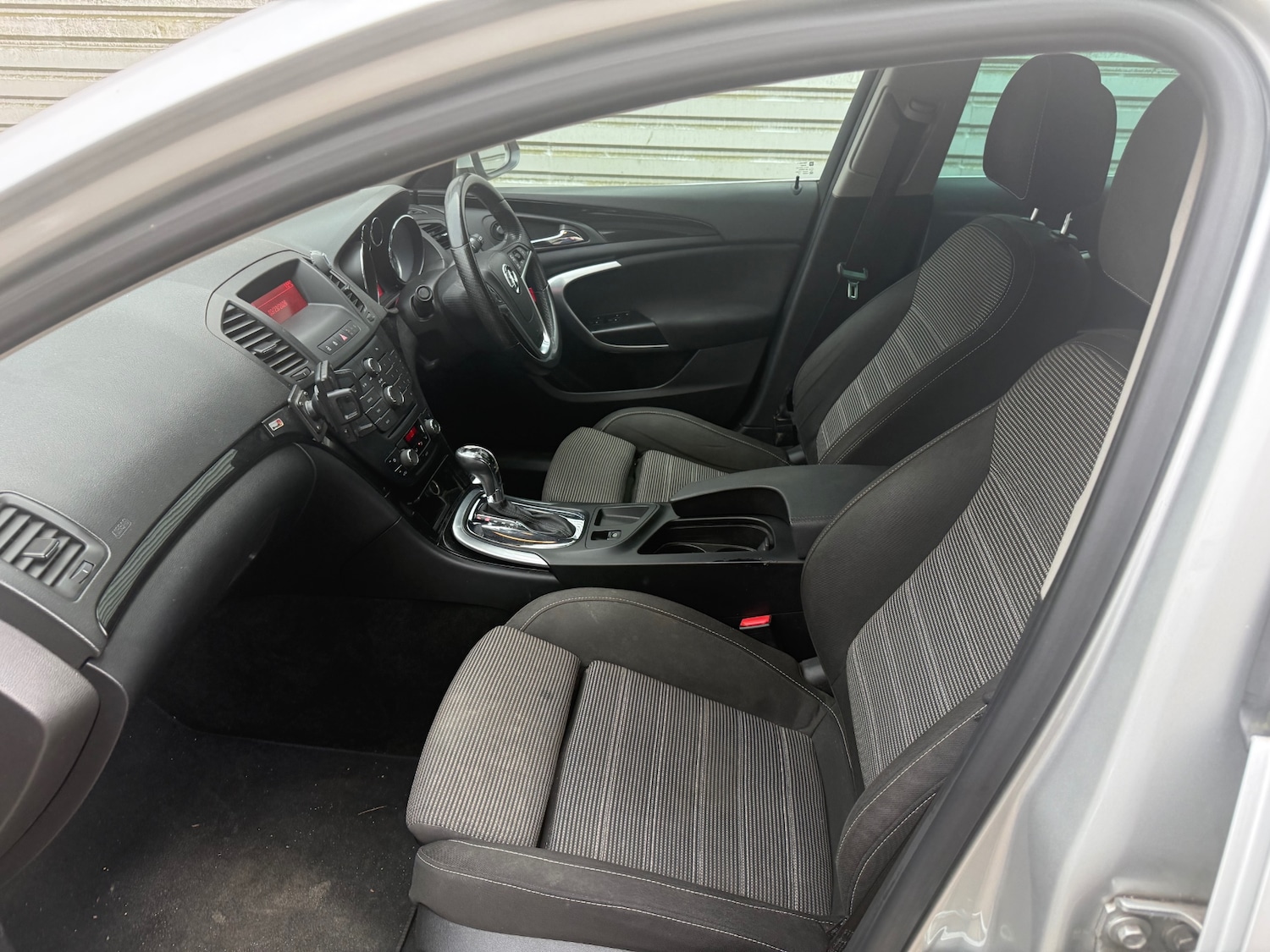 Used Vauxhall Insignia 2010 for sale - 78121942: Photo 8