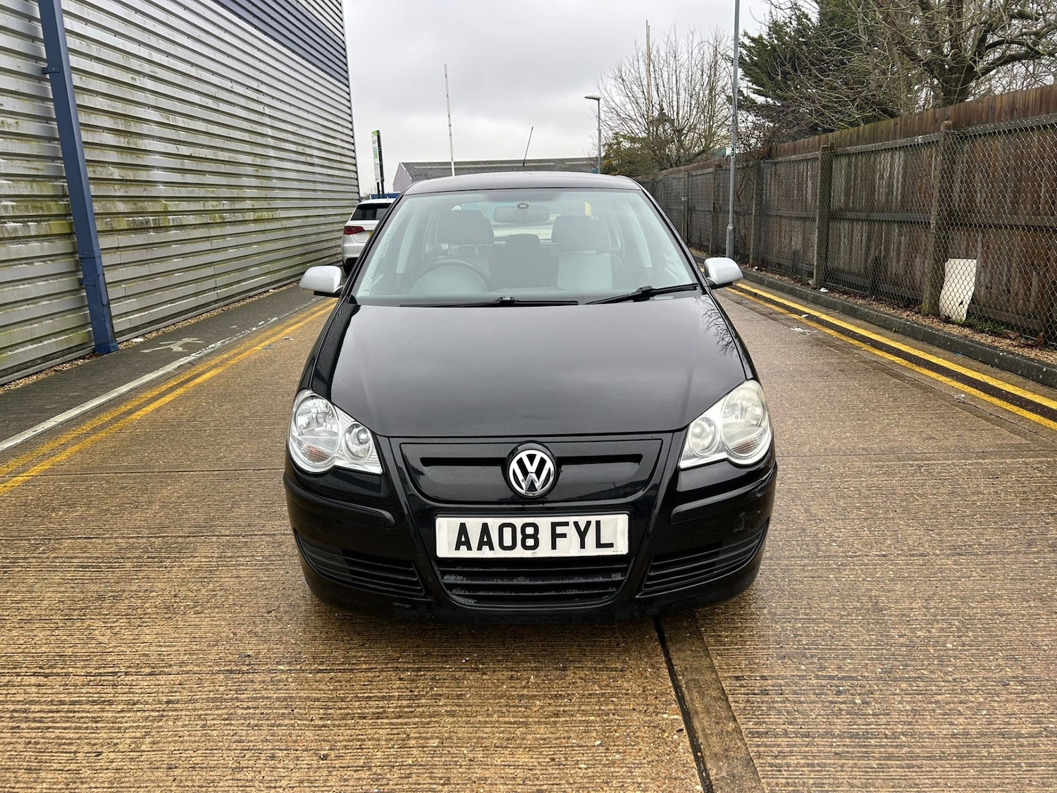 Used Volkswagen Polo 2008 for sale - 77465978: Photo 2