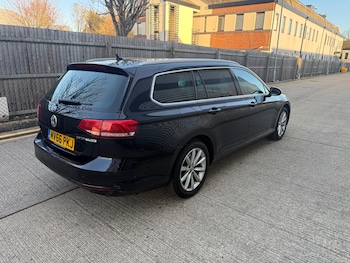 Used Volkswagen Passat 2016 for sale - 77162354: Photo