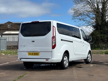 Used Ford Tourneo Custom 2016 for sale - 78722352: Photo