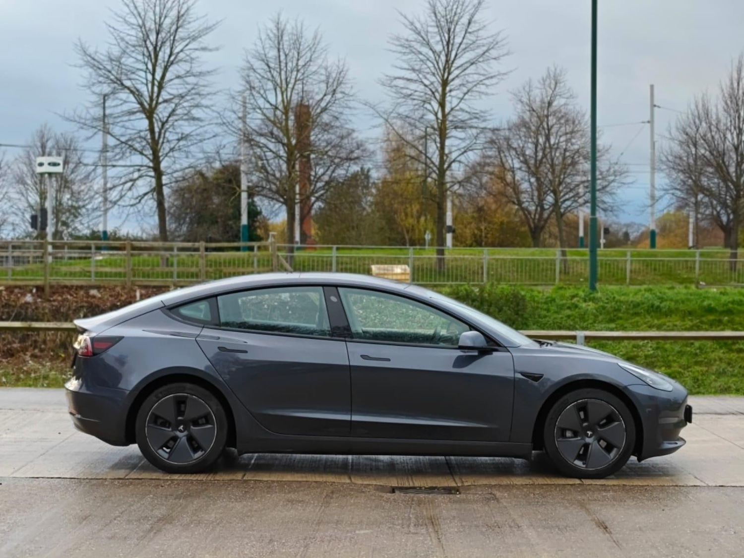 Used Tesla Model 3 2021 for sale - 77440204: Photo 2