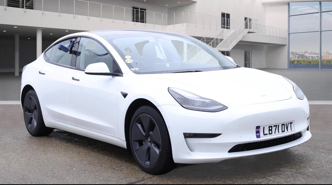 Used Tesla Model 3 2021 for sale - 77560012: Photo 1