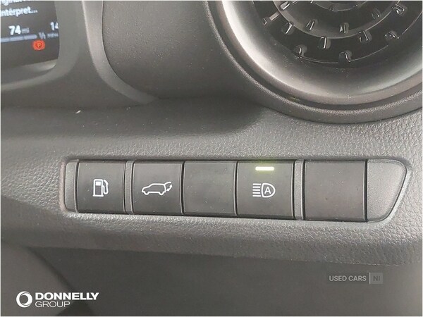 Used Toyota C-HR 2025 for sale - 76585919: Photo 29