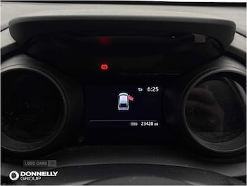 Used Toyota Yaris Cross 2023 for sale - 78562555: Photo