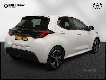 Used Toyota Yaris 2024 for sale - 79063118: Photo