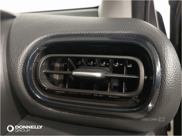 Used Toyota Yaris 2022 for sale - 76965801: Photo 32