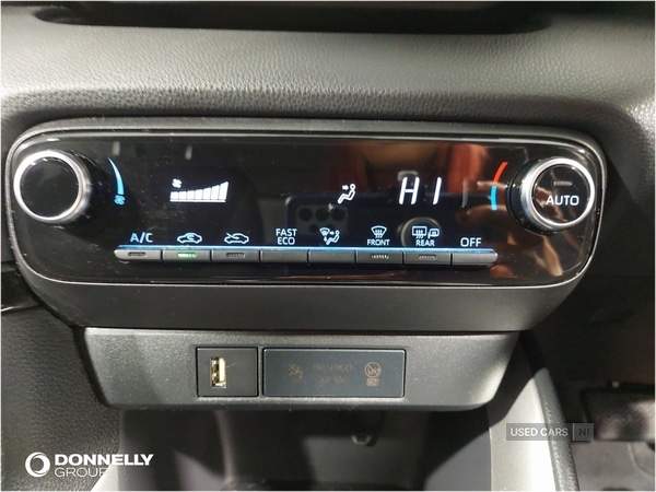 Used Toyota Yaris 2022 for sale - 76965801: Photo 37