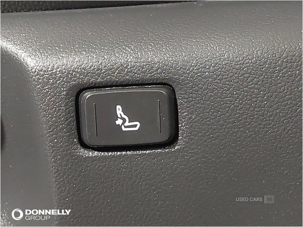 Used Toyota Yaris Cross 2023 for sale - 76840011: Photo 40