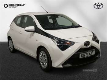 2022 - 1.0 VVT-i X-Play TSS 5dr