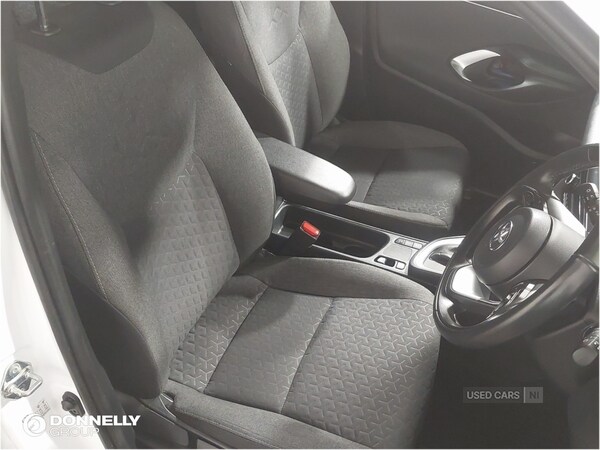 Used Toyota Yaris Cross 2023 for sale - 76802659: Photo 41