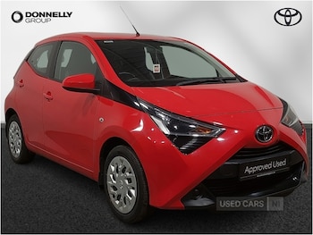 2018 - 1.0 VVT-i X-Play 5dr