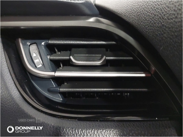 Used Toyota C-HR 2018 for sale - 76410003: Photo 32