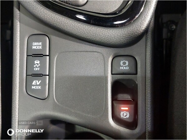 Used Toyota Yaris 2025 for sale - 77550895: Photo 39