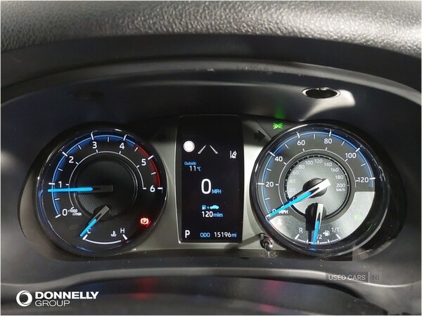 Used Toyota Hilux 2025 for sale - 77659436: Photo 9