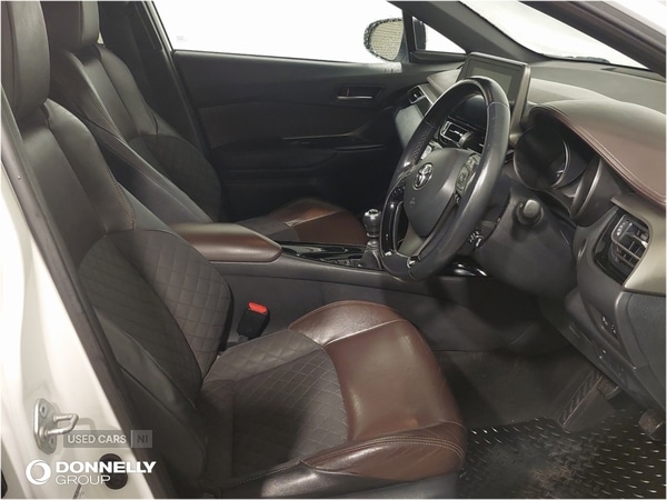 Used Toyota C-HR 2018 for sale - 77705849: Photo 11