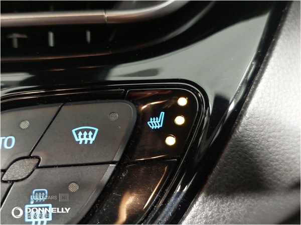 Used Toyota C-HR 2018 for sale - 77705849: Photo 36