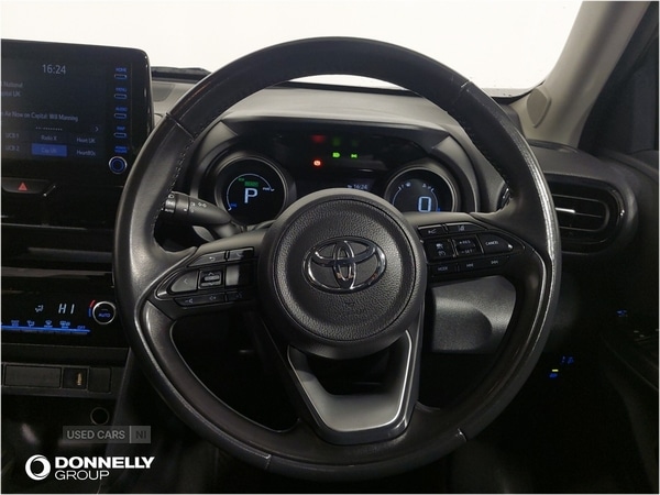 Used Toyota Yaris Cross 2022 for sale - 77396933: Photo 8