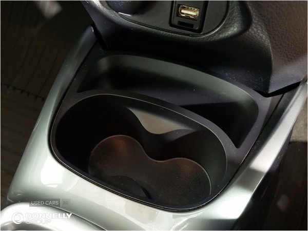 Used Toyota Yaris 2015 for sale - 78205672: Photo 31