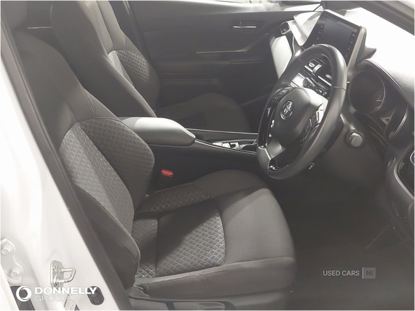 Used Toyota C-HR 2022 for sale - 76850600: Photo 11