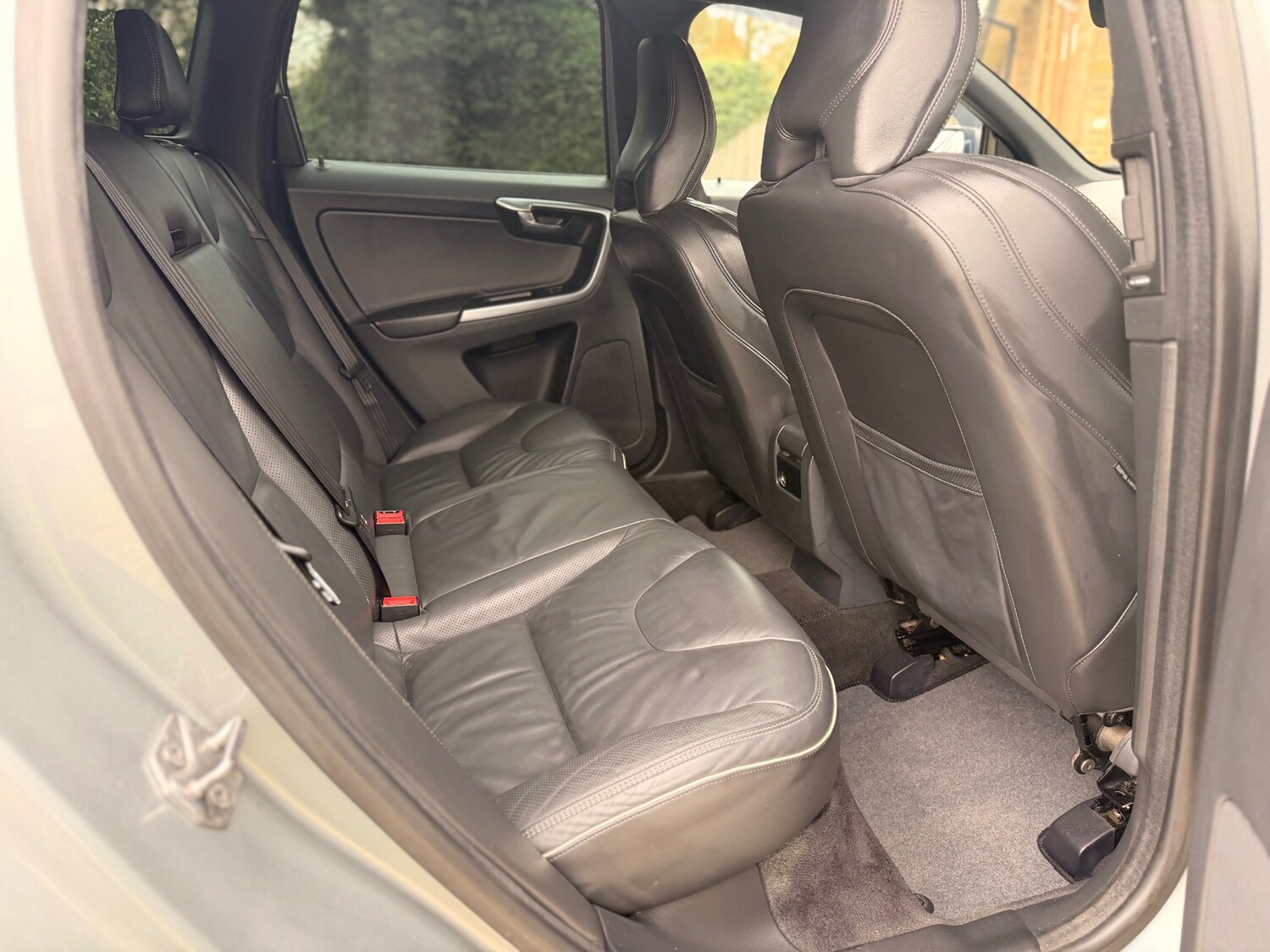 Used Volvo XC60 2014 for sale - 77840050: Photo 27