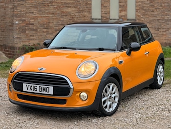 Used MINI Hatch 2016 for sale - 77050513: Photo