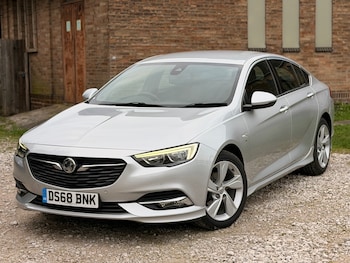 Used Vauxhall Insignia 2018 for sale - 77717847: Photo