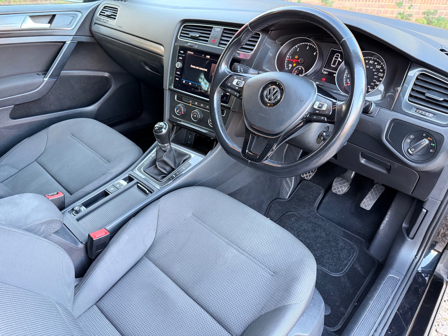 Used Volkswagen Golf 2019 for sale - 76608593: Photo 12