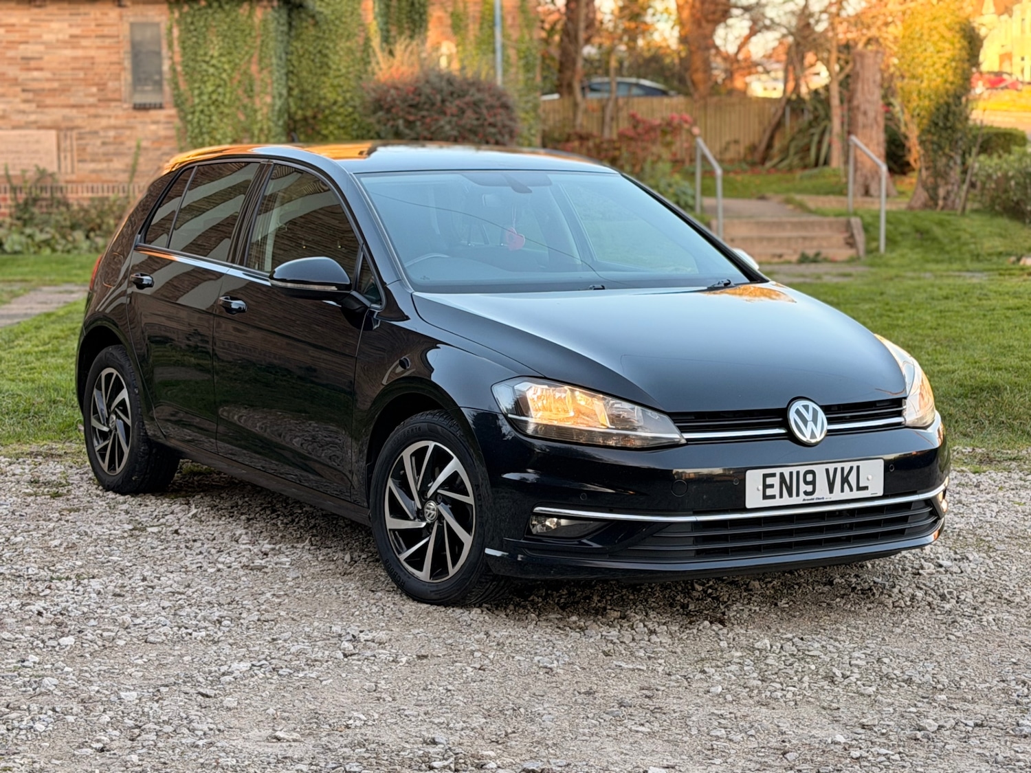 Used Volkswagen Golf 2019 for sale - 76608593: Photo 3