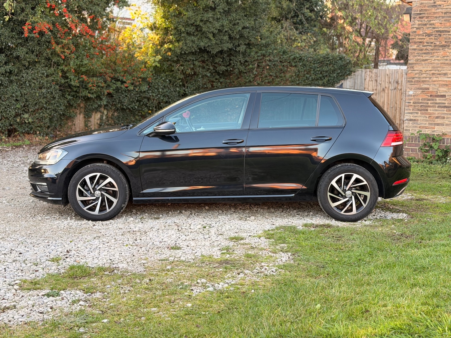 Used Volkswagen Golf 2019 for sale - 76608593: Photo 4