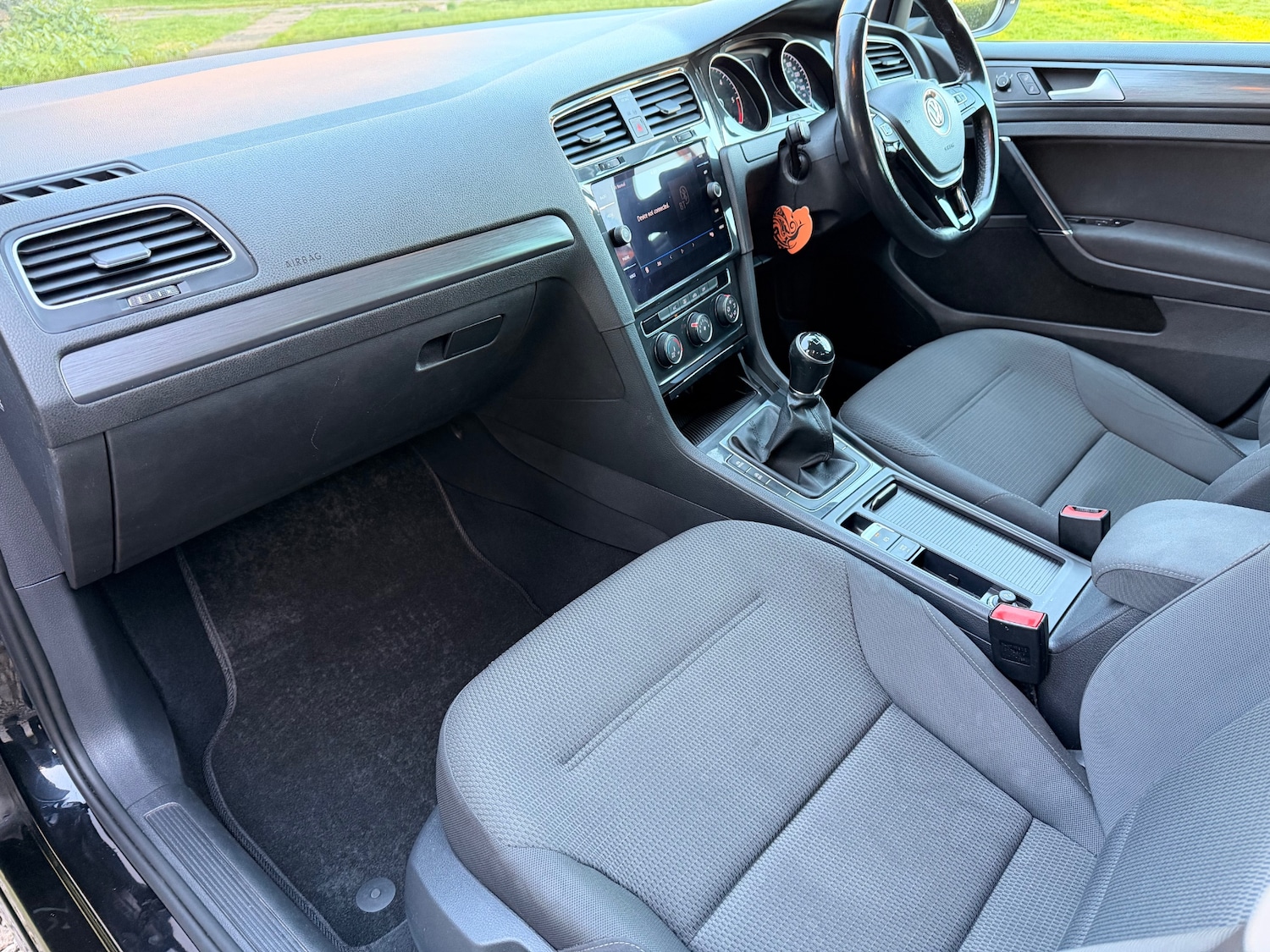 Used Volkswagen Golf 2019 for sale - 76608593: Photo 9