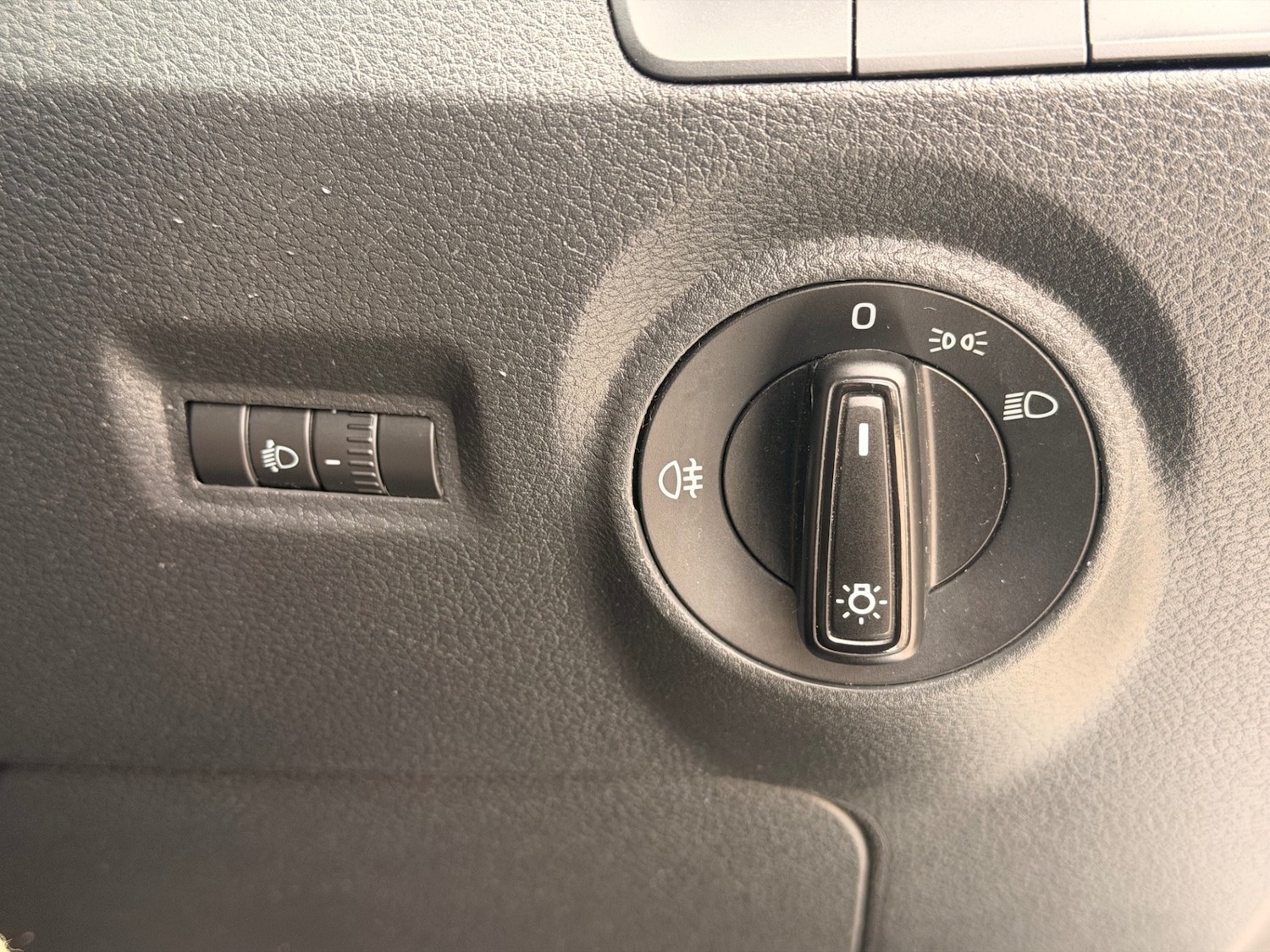 Used Skoda Fabia 2015 for sale - 77982761: Photo 21