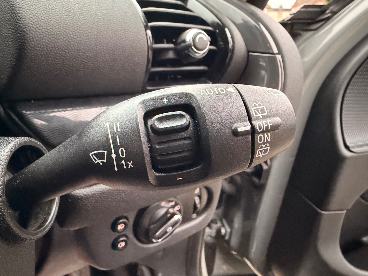 Used MINI Clubman 2017 for sale - 77050299: Photo 21