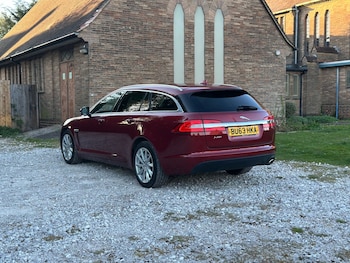 Used Jaguar XF 2013 for sale - 75639784: Photo