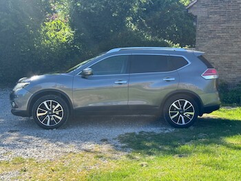 Used Nissan X-Trail 2017 for sale - 78460062: Photo