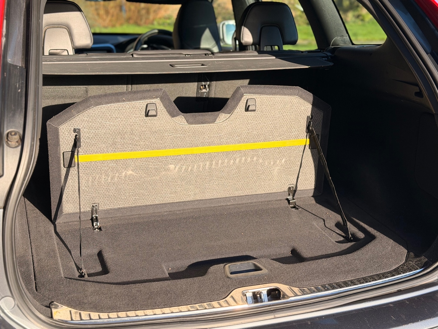 Used Volvo XC60 2017 for sale - 77053017: Photo 11