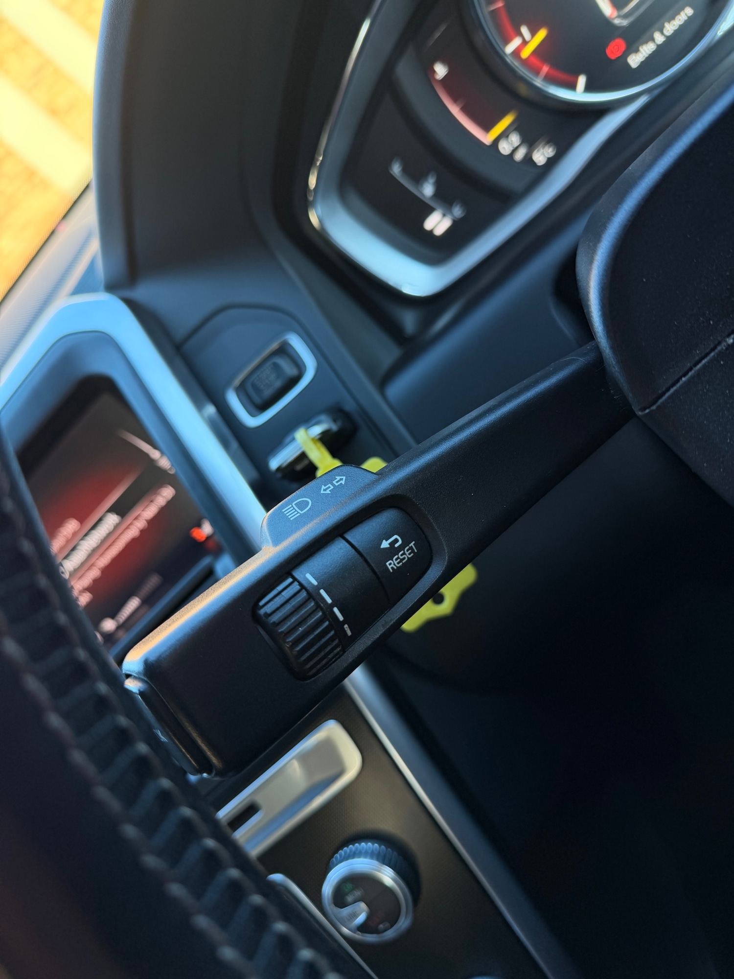 Used Volvo XC60 2017 for sale - 77053017: Photo 26