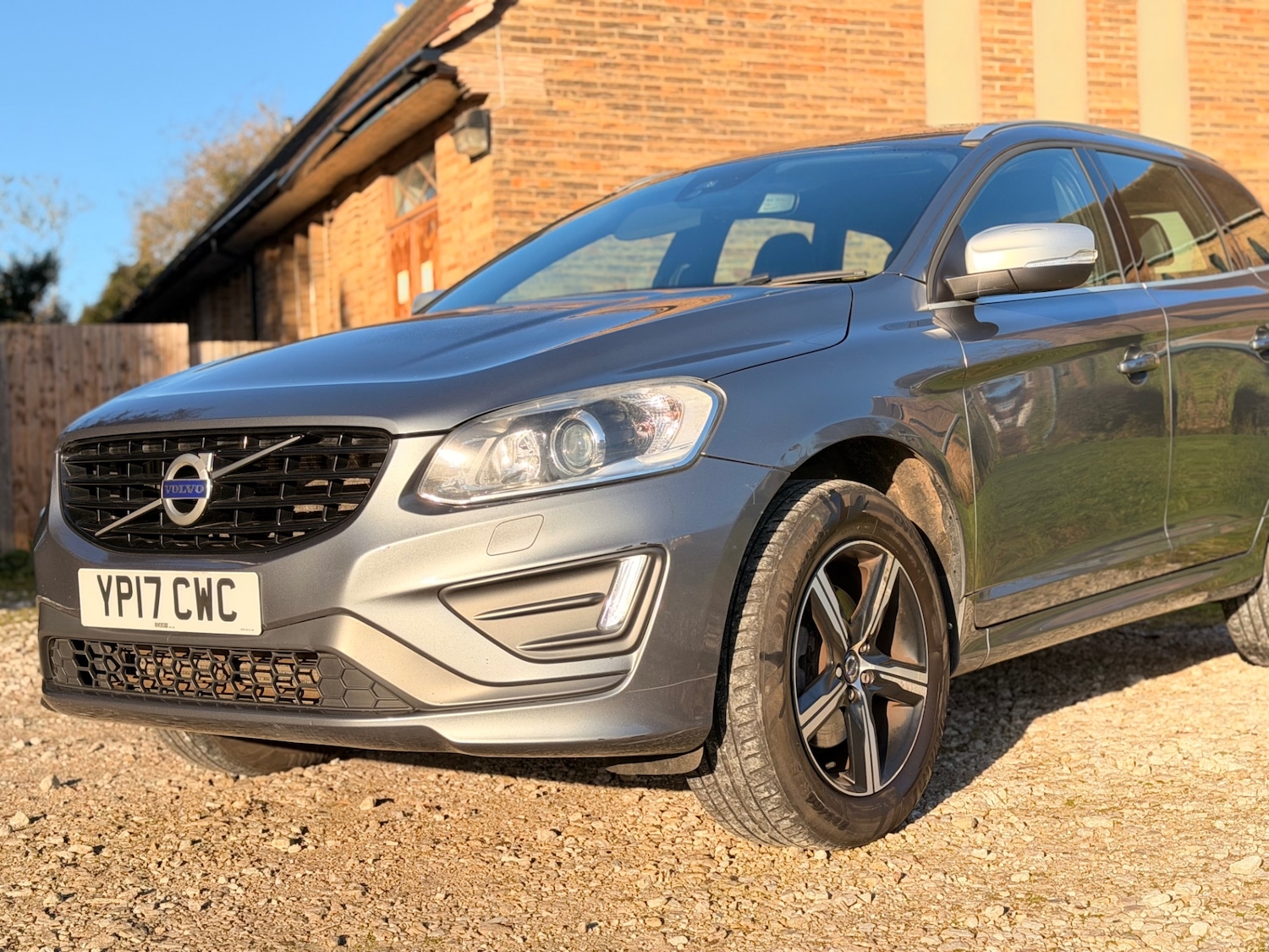 Used Volvo XC60 2017 for sale - 77053017: Photo 34