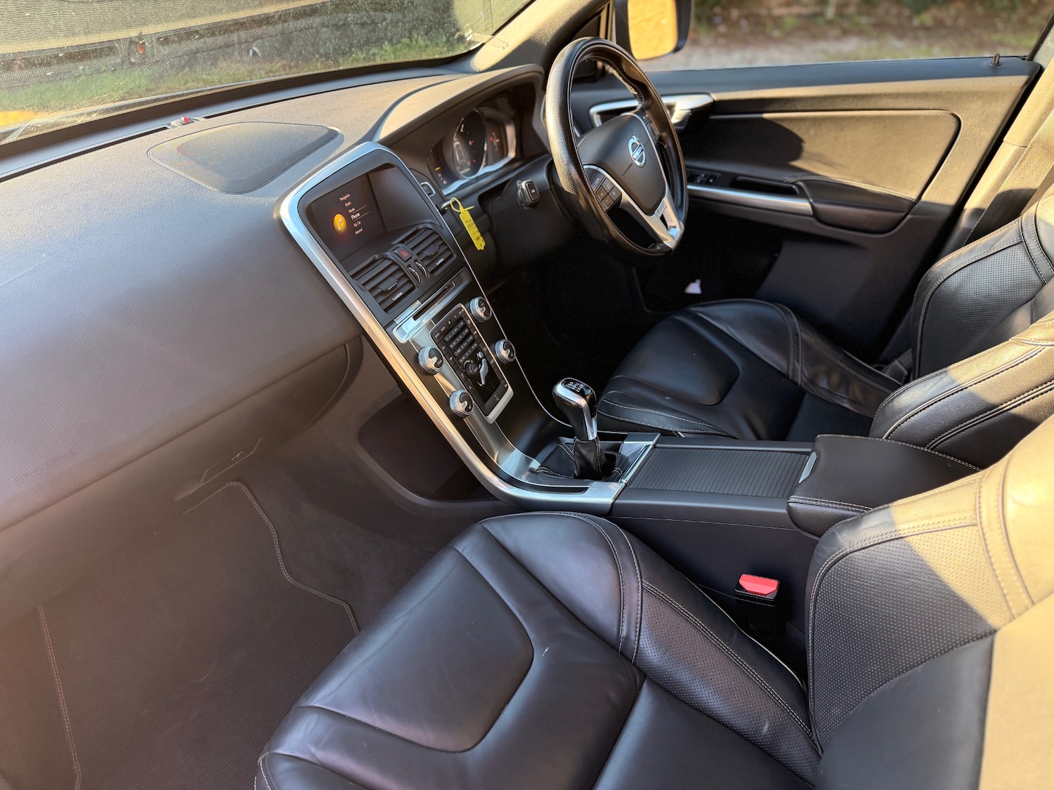 Used Volvo XC60 2017 for sale - 77053017: Photo 37