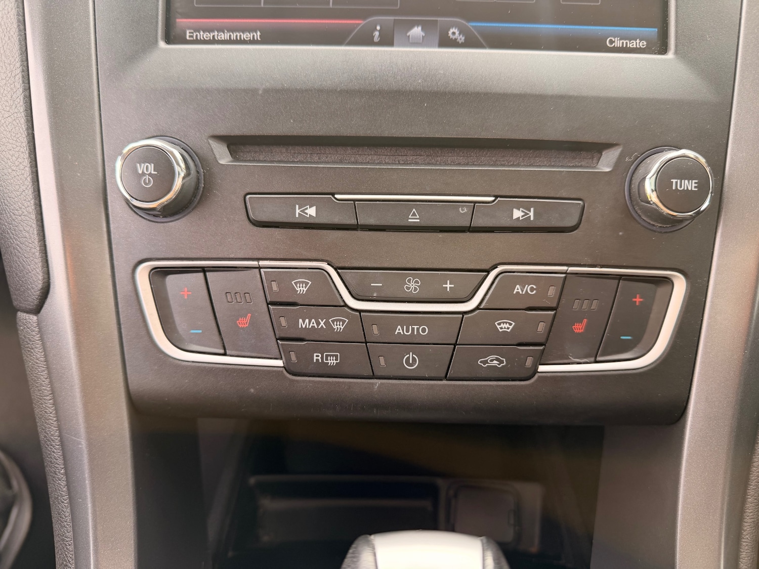 Used Ford Mondeo 2014 for sale - 77626454: Photo 29