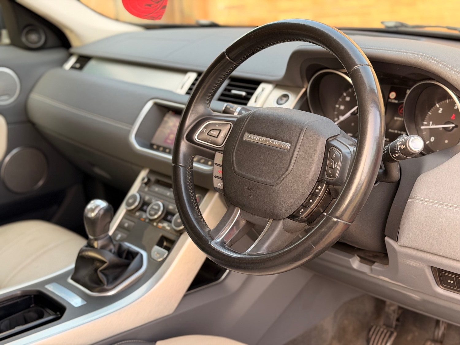 Used Land Rover Range Rover Evoque 2017 for sale - 76940234: Photo 12