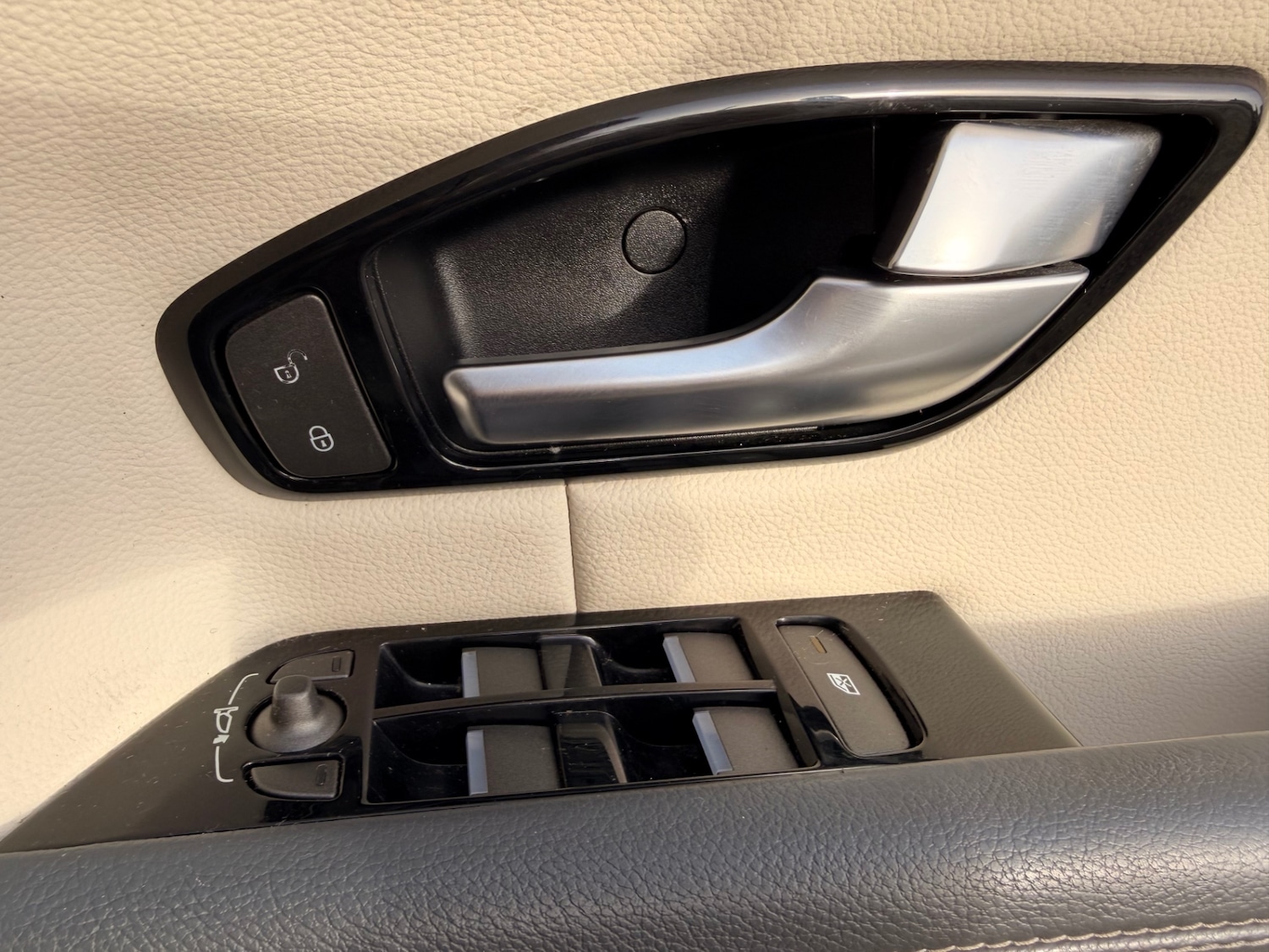 Used Land Rover Range Rover Evoque 2017 for sale - 76940234: Photo 19