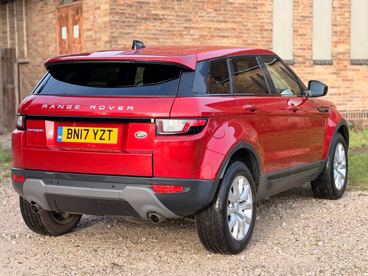 Used Land Rover Range Rover Evoque 2017 for sale - 76940234: Photo 5