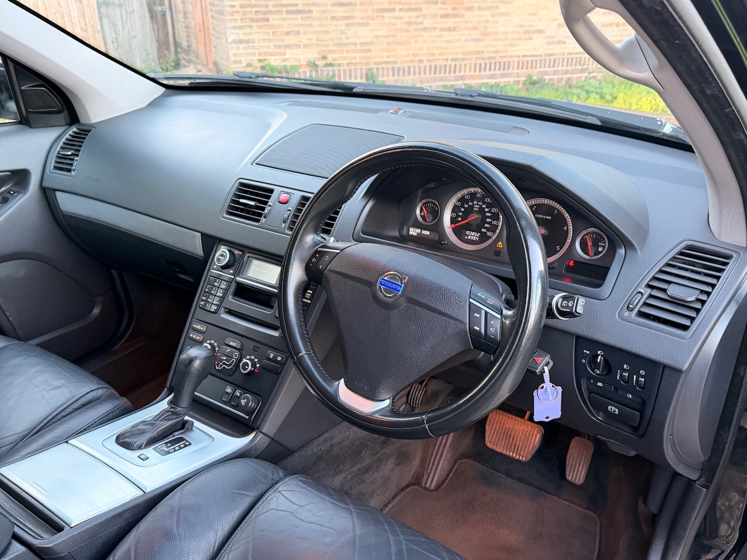 Used Volvo XC90 2014 for sale - 76380469: Photo 20