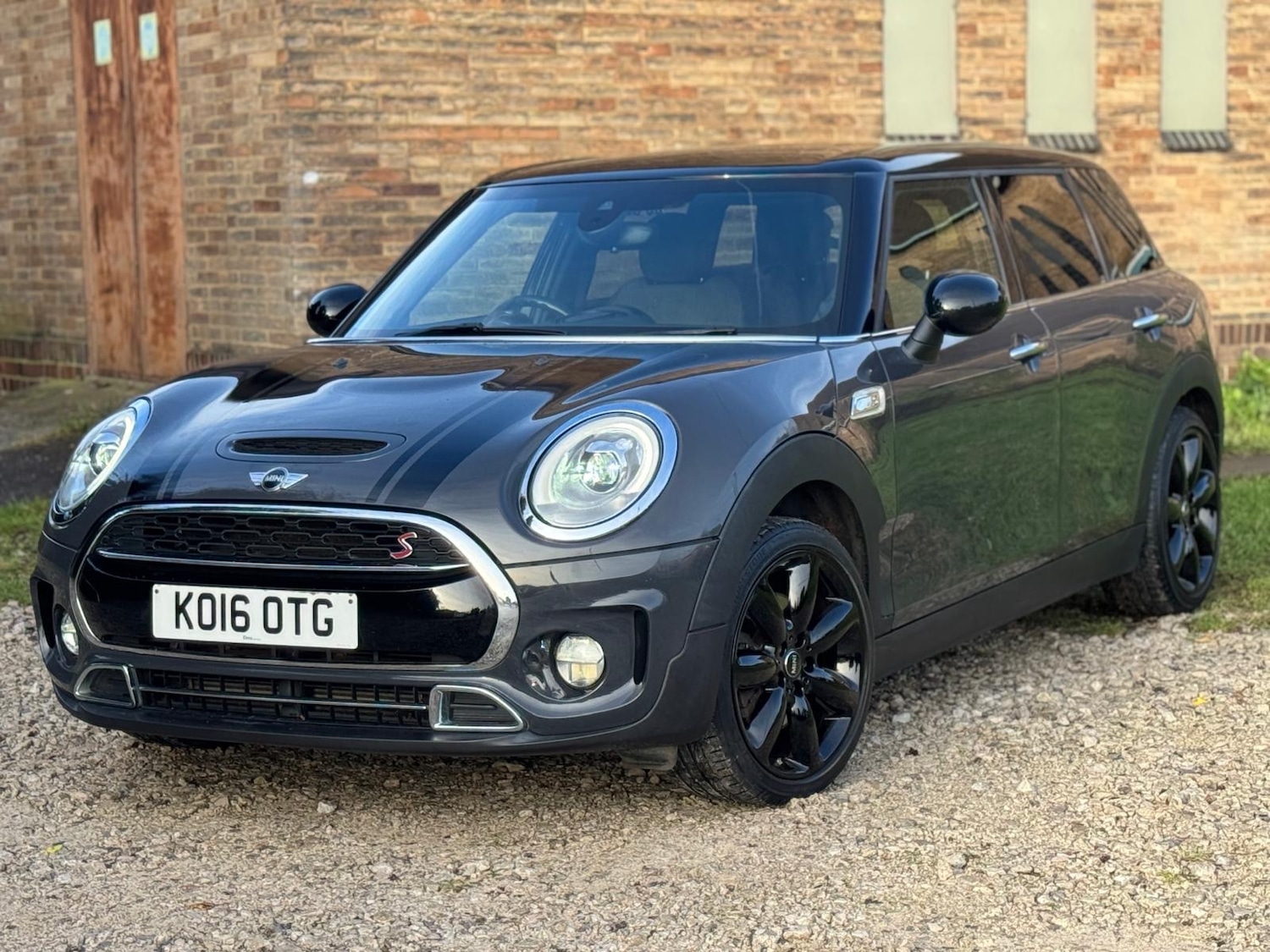 Used MINI Clubman 2016 for sale - 76882896: Photo 1
